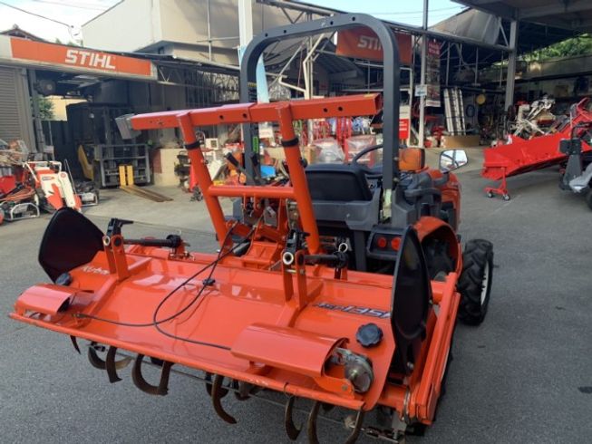 トラクター KB185MA 写真４